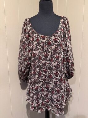 B38 LaRok Women’s Large Layered Paisley Scoop Neck Tunic with Wide Sleeves